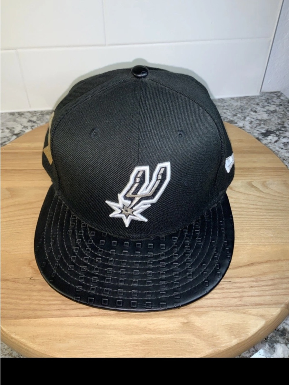 New Era San Antonio Spurs 5x NBA Finals Champions Black  59Fifty Fitted Sz 7 1/2